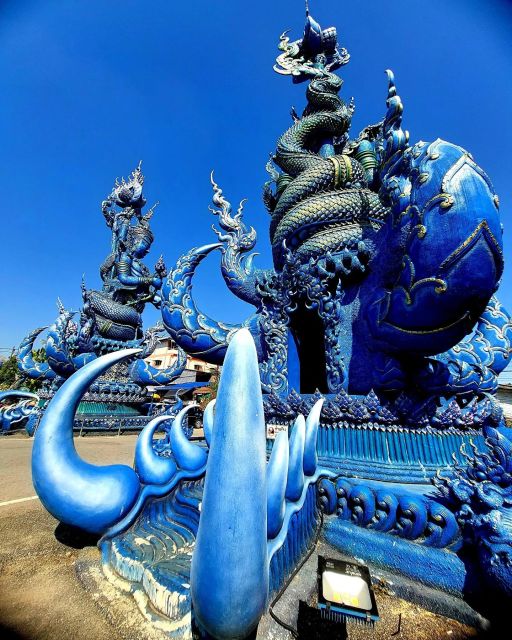 Chiang Mai: Chiang Rai Temples & Black House Discovery Tour - Baan Dam Black House: Thawan Duchanee and Thai Contemporary Shock