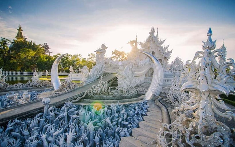 Chiang Mai: Chiang Rai Temples, Golden Triangle & Boat Tour - Why this Chiang Rai day trip works: five icons plus border views