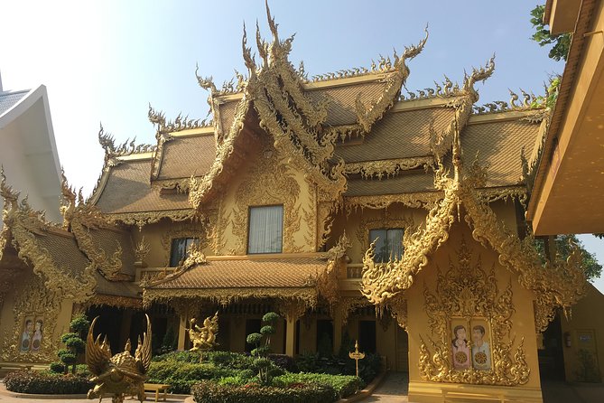 Chiang Mai-Chiang Rai:White+Black+Blue Temple+Golden Triangle+Boat Trip - Golden Triangle: Where the Ruak and Mekong Meet