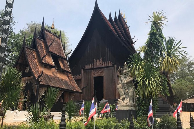 Chiang Mai-Chiang Rai:White+Black+Blue Temple+Golden Triangle+Boat Trip - Price and Logistics: What Your Money Covers