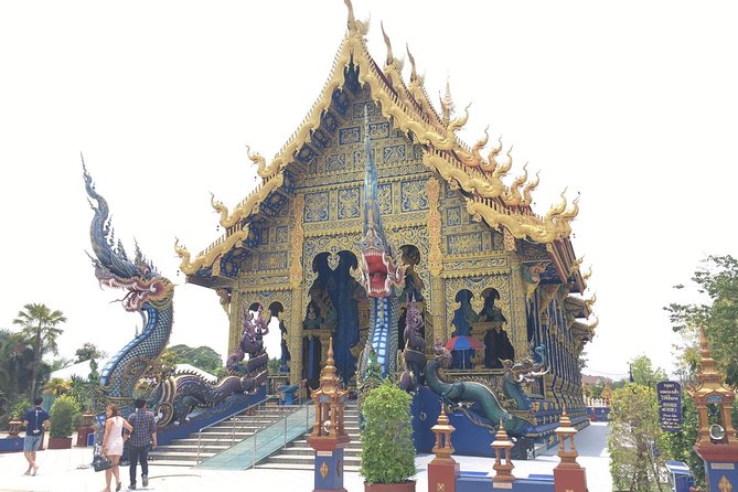 Chiang Mai-Chiang Rai: White Temple-Black Museum-Blue Temple - Start at 7:00 am, then let the van do the heavy lifting