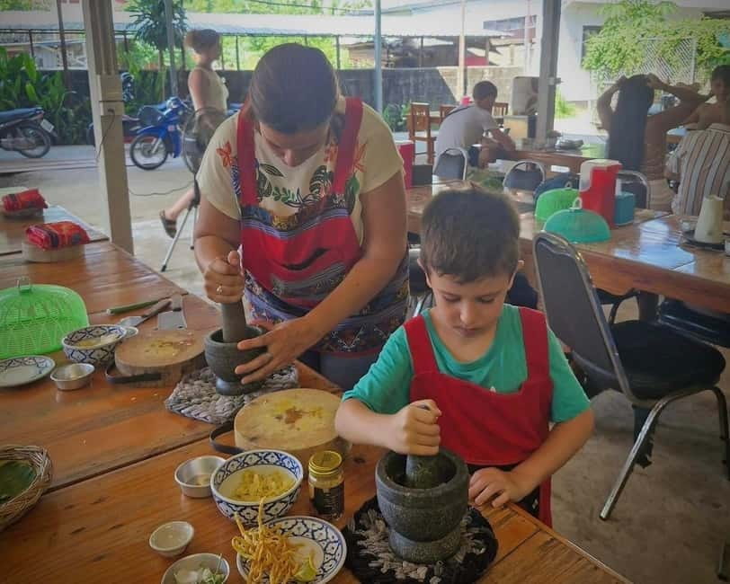 Chiang Mai: Cooking Class, Market & Thai Herbs Garden Tour - Price and Value: Does $31 Make Sense for All This?