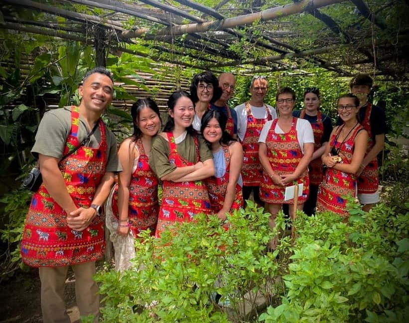 Chiang Mai: Cooking Class, Market & Thai Herbs Garden Tour - Thai Herb Garden: Where the Cooking Logic Starts