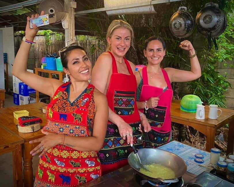 Chiang Mai: Cooking Class, Market & Thai Herbs Garden Tour - Chicken Coconut Milk Curry: Turning Paste Into a Sauce