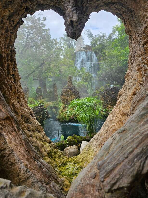 Chiang Mai: Dantewada Land of Angels & Sticky Waterfall Tour - Pickup, transfers, and what the small group changes