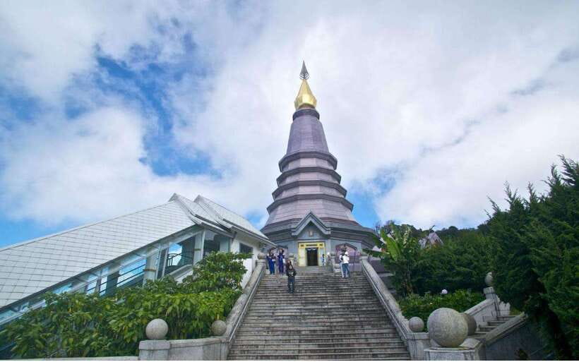 Chiang Mai: Doi Inthanon National Park and Pha Dok Siew Trek - Karen village coffee, lunches you will not regret, and the tea and tasting stops