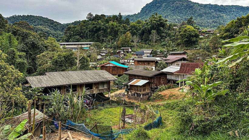 Chiang Mai: Doi Inthanon National Park and Pha Dok Siew Trek - Pickup, van ride, and the small breaks that keep the day sane