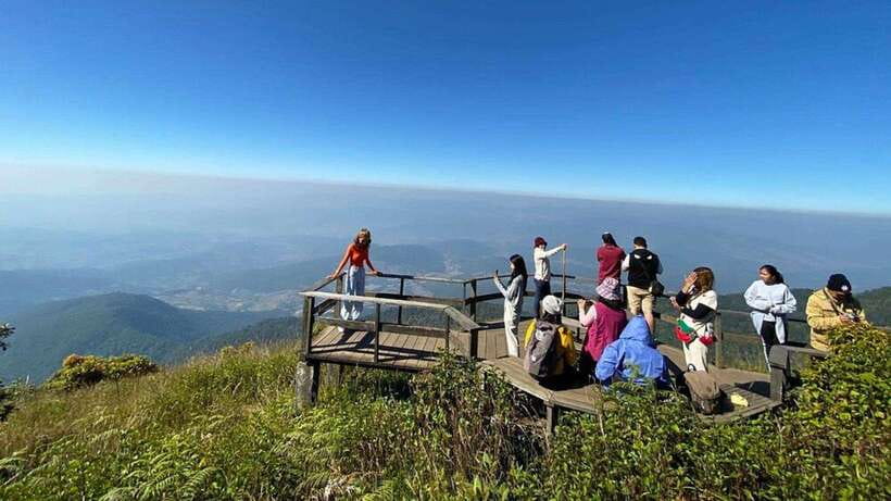Chiang Mai:Doi Inthanon National Park & Hike at Kew Mae Pan - Summit viewpoints at Doi Inthanon: what the high altitude feels like