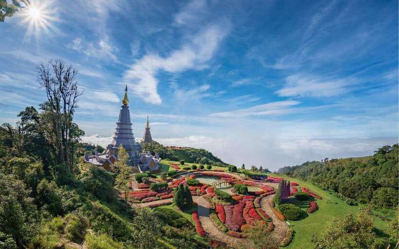 Chiang Mai:Doi Inthanon National Park & Hike at Kew Mae Pan - Pickup, timing, and how the 11 hours play out
