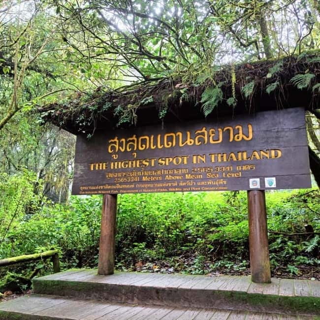 Chiang Mai: Doi Inthanon National Park+Trek Pha Dok Siew - Phra Mahathat Naphamethanidon: A Cultural Anchor in the Mountains