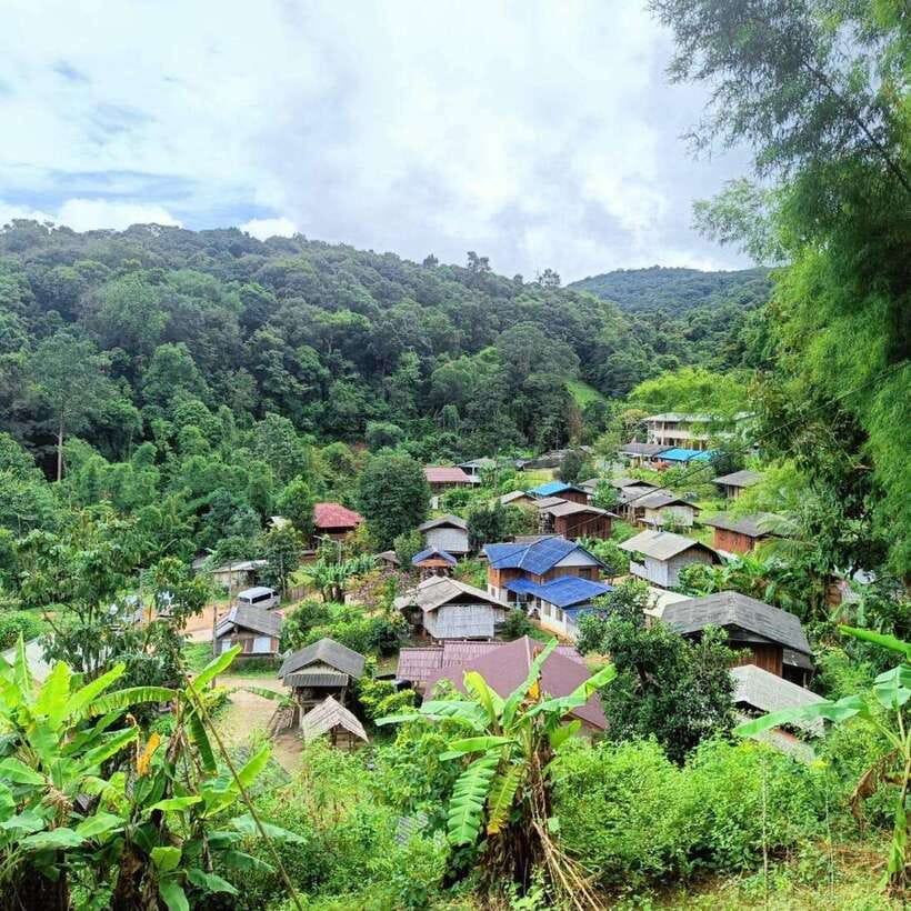 Chiang Mai: Doi Inthanon National Park & Waterfall Day Tour - Hmong market stop: what to do, how to shop, and how to not get rushed