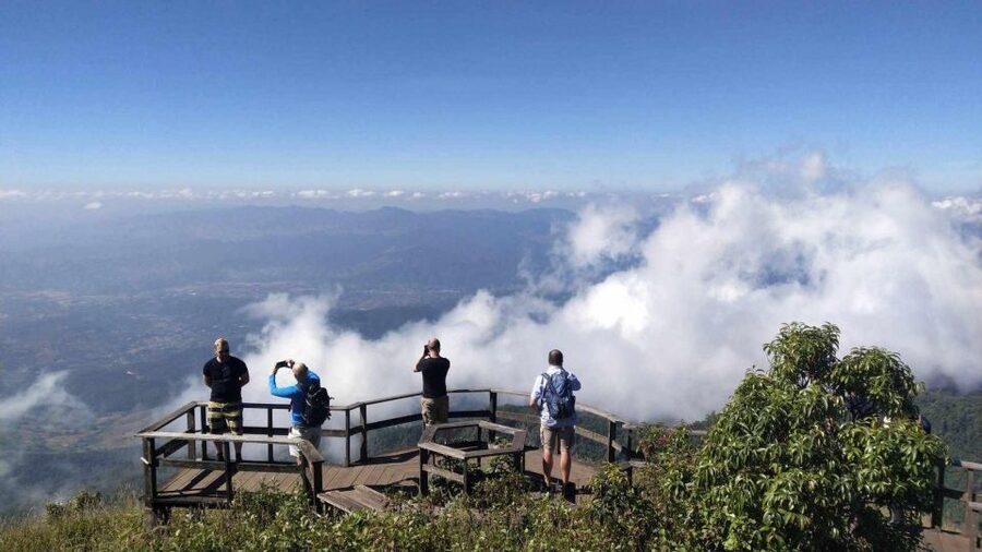 Chiang Mai: Doi Inthanon Park Day Trip with Kiw Mae Pan Hike - Hmong Hill Tribe Market: a practical cultural stop for everyday life