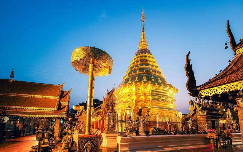 Chiang Mai: Doi Suthep and Wat Pha Lat Temple Evening Tour - White Temple Glass Sparkle and Blue Temple Design Contrast