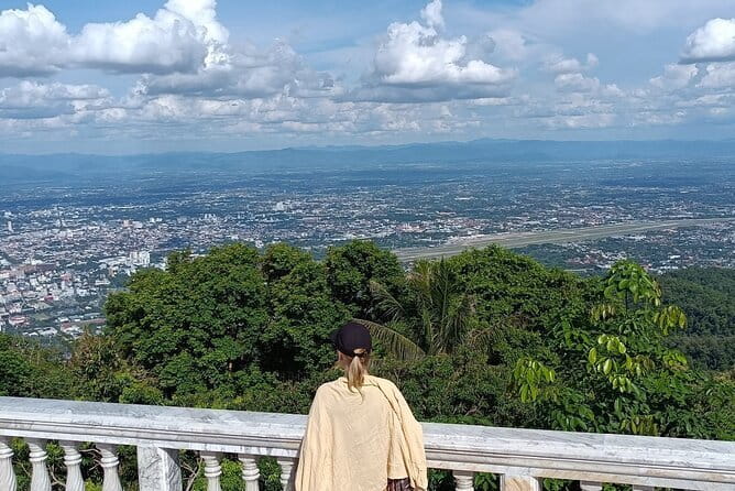 Chiang Mai Doi Suthep Temple and Wat Pha Lat Hike - Wat Pha Lat and Doi Suthep in one half-day: what this trip really covers