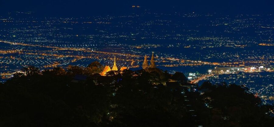Chiang Mai: Doi Suthep & Wat Umong Twilight Tour with Pickup - Quick reasons this twilight tour works