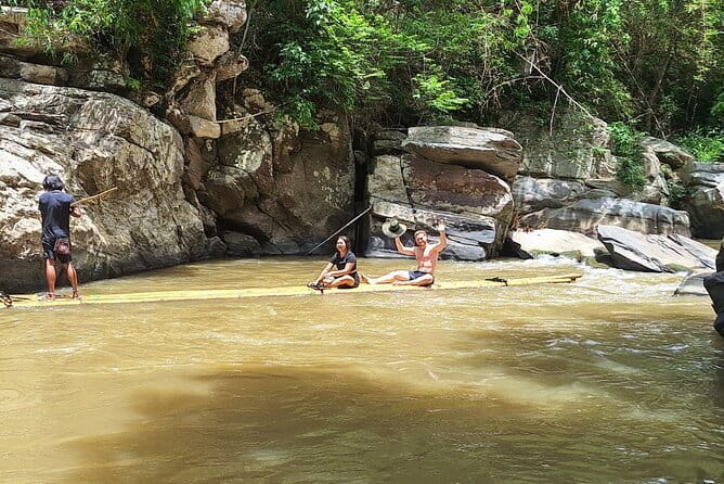 Chiang Mai Elephant Sanctuary Observation and Bamboo Rafting - Getting picked up and heading to Thung Luang