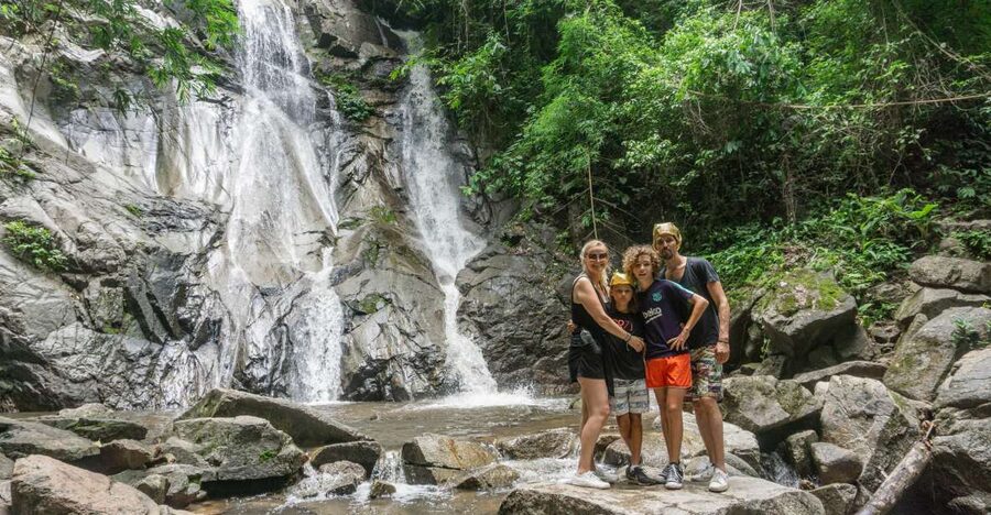 Chiang Mai: Guided Jungle and Waterfall Trek with Transfer - Getting to Mae Taeng: the ride that turns the day into an outing