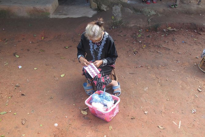 Chiang Mai : Hill Tribe Ways & Evening Chanting at Doi Suthep Temple Small Group - Price and value: what $71.28 includes, and what you still need to budget