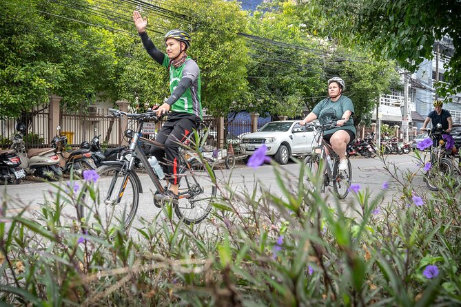 Chiang Mai: Historic Old City Bike Tour - Morning or Night - The Old City Walls and Moat Ride: Learning the Fortress Layout