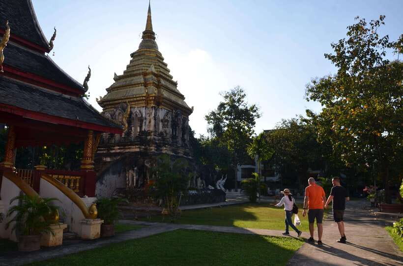 Chiang Mai: Historic Temples and City Guided Walking Tour - Why this Chiang Mai temple walk works so well
