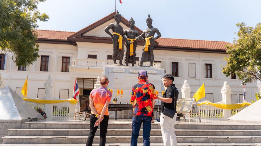 Chiang Mai: Historical and Culture Exploration Walking Tour - Dress code and comfort rules you should follow before you get turned away