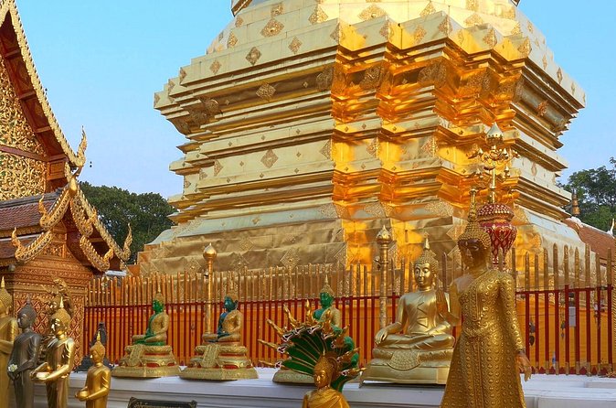 Chiang Mai Iconic Temples and City Tour - Wat Chedi Luang, the Old City temple with an Emerald Buddha legacy