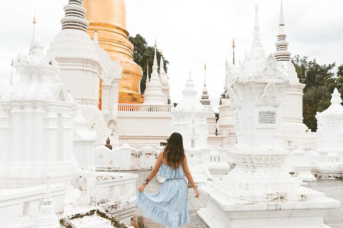 ️ Chiang Mai Instagram Tour: Most Famous Spots (Private and All-Inclusive) - Tha Phae Gate: your first romantic framing in the old city