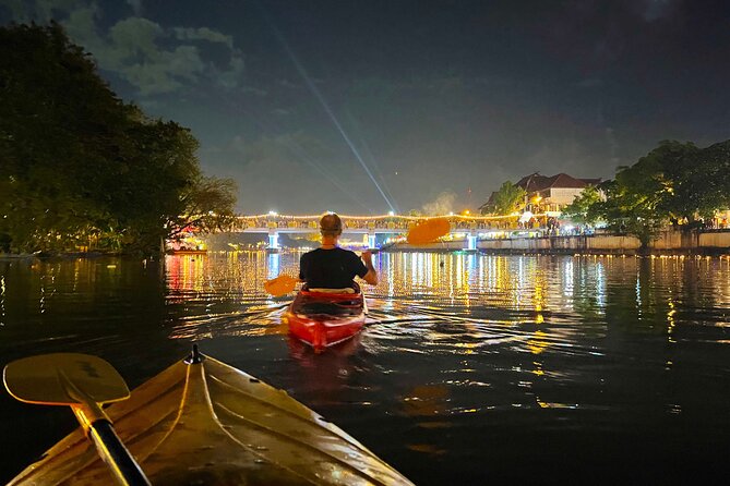 Chiang Mai: Kayak Under the Stars – 6 km to the Heart of the City - Stop 1 on the Ping River: Twilight Banks, Mai Yai Trees, and Stillness