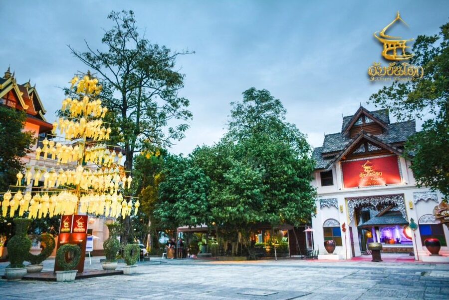 Chiang Mai: Khum Khantoke Northern Thai Cuisine and Show - Floor Seating for Dancing: Comfort Tips and Audio Reality