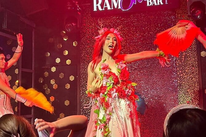 Chiang Mai: Ladyboy Cabaret – Stories, Dinner and Sparkle - Why a red songthaew pickup is more than cute transport