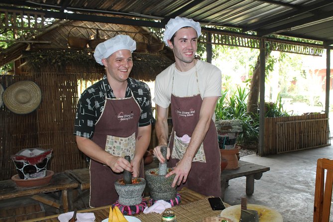 Chiang Mai Lanna Northern Thai Cooking Experience with Locals - Practical Tips: What to Wear, Ask, and Pack