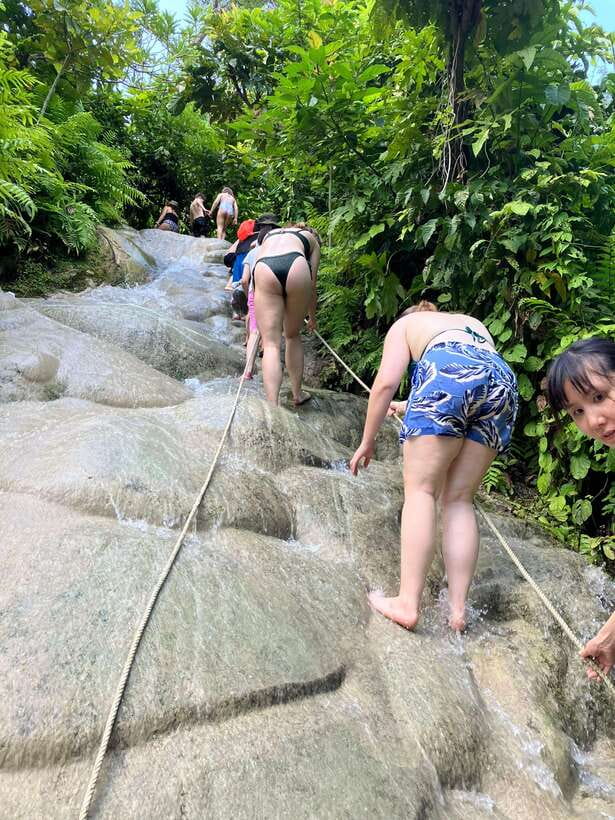 Chiang Mai: Sticky Waterfall scenic loop unseen lake &temple - The Scenic Loop That Makes Chiang Mai Feel Bigger