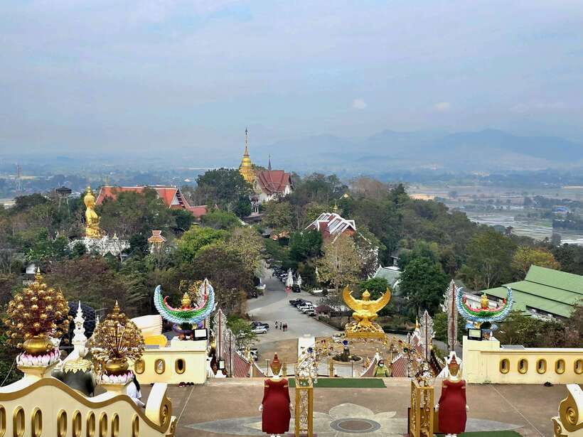 Chiang Mai: Sticky Waterfall scenic loop unseen lake &temple - Wat Phra That Chom Kitti for the Final Big View