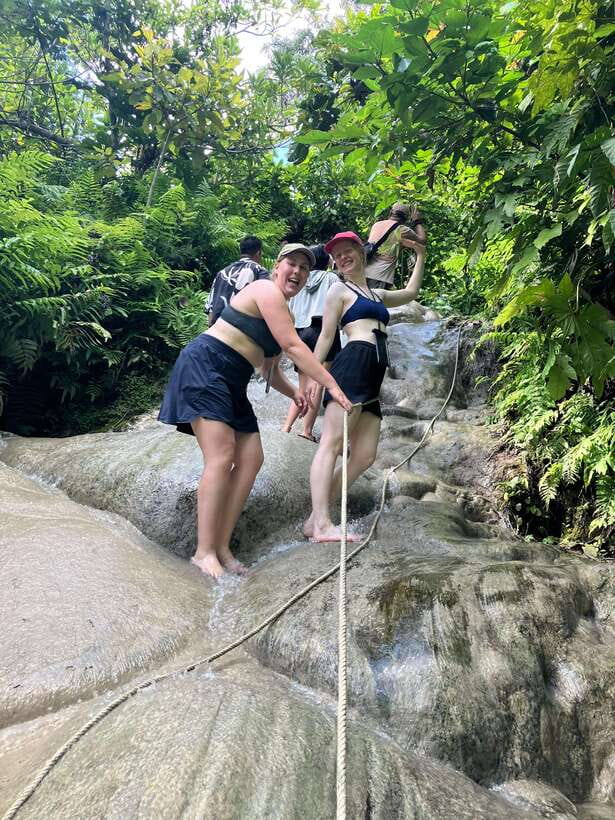 Chiang Mai: Sticky Waterfall scenic loop unseen lake &temple - What This Costs and Why It’s Fair Value