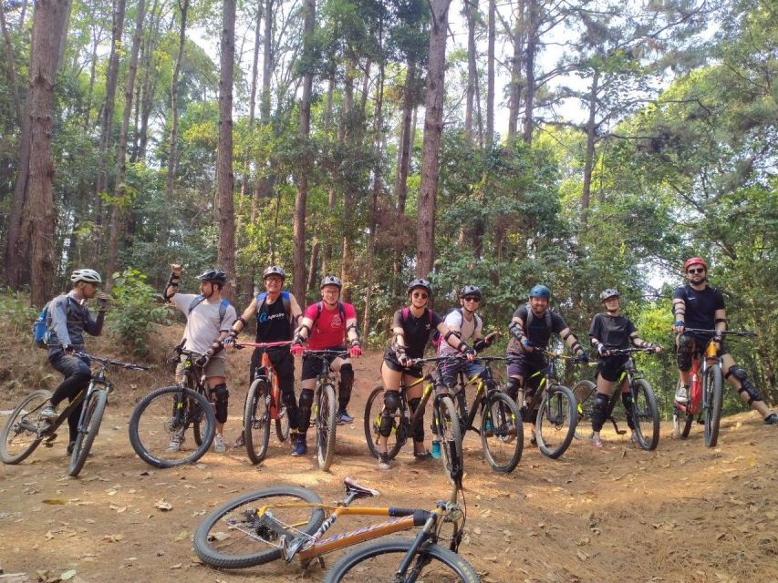 Chiang Mai: Suthep National Park Hiking & DH Mountain Biking - Lakeside Huay Tueng Thao: The Dip, the Cool Drinks, and the Full Meal