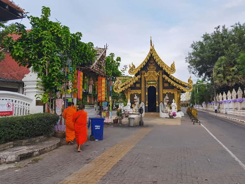 Chiang Mai: Temple And City Walking Tour Part I - Who this tour fits best in Chiang Mai