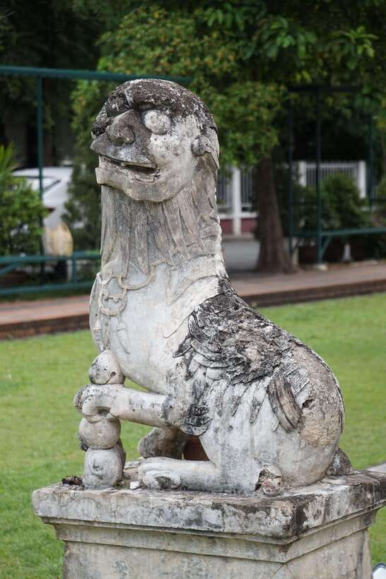 Chiang Mai: Temple And City Walking Tour Part I - The walking pace, heat management, and your comfort checklist