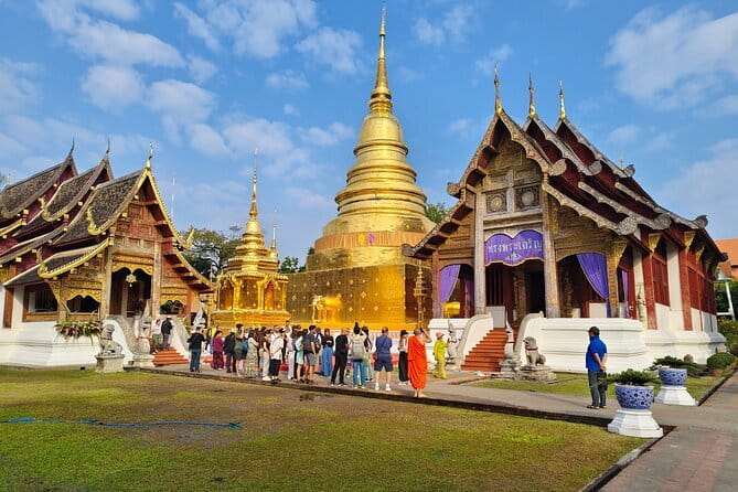 Chiang Mai Temples Visit Walking Tour with Ex-Monk Guide Part 1 - What makes this temple walk worth your time