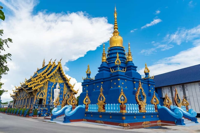 Chiang Mai to Chiang Rai: 3 Temples & Hot Springs & Pickup - Wat Rong Sue Ten: the Blue Temple when art and faith mix