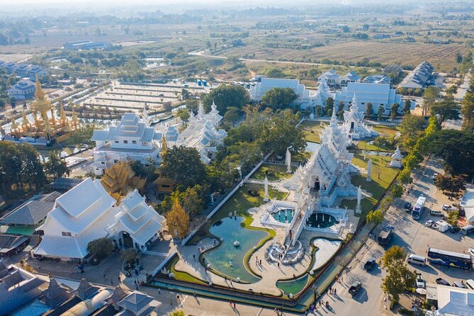 Chiang Mai to White & Blue Temple, Black Museum & Golden Triangle - A full day from Chiang Mai: the 14-hour reality check