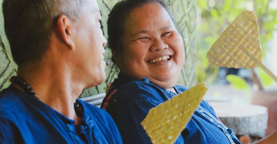 Chiang Mai : Traditional Lanna Bamboo Fan Weaving - Meet Baannoi Nornmuan, with English and Thai guidance