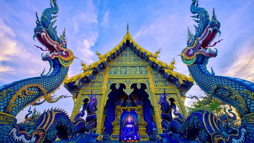 Chiang Mai: White and Blue Temples and Lalita Cafe - From Chiang Mai Pickup to Mae Kachan Hot Spring, the day starts moving