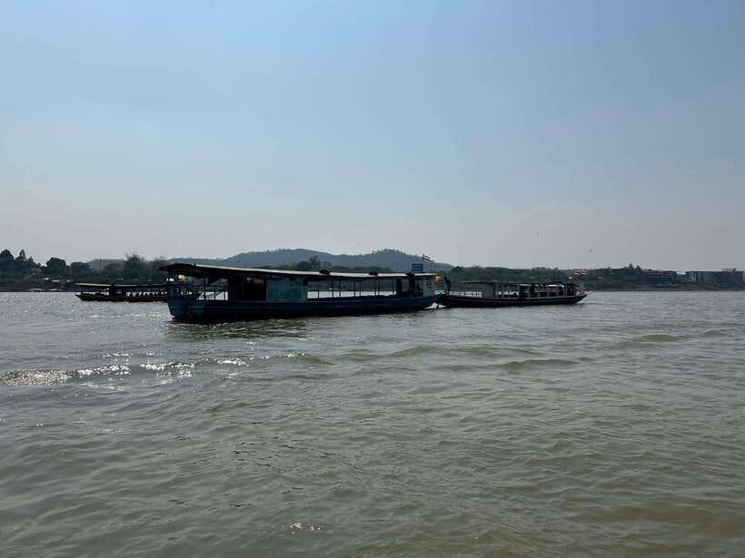 Chiang Rai: 7 Most Famous Highlights With Mekong Boat Trip - Golden Triangle and the Opium Museum, context for a famous crossroads