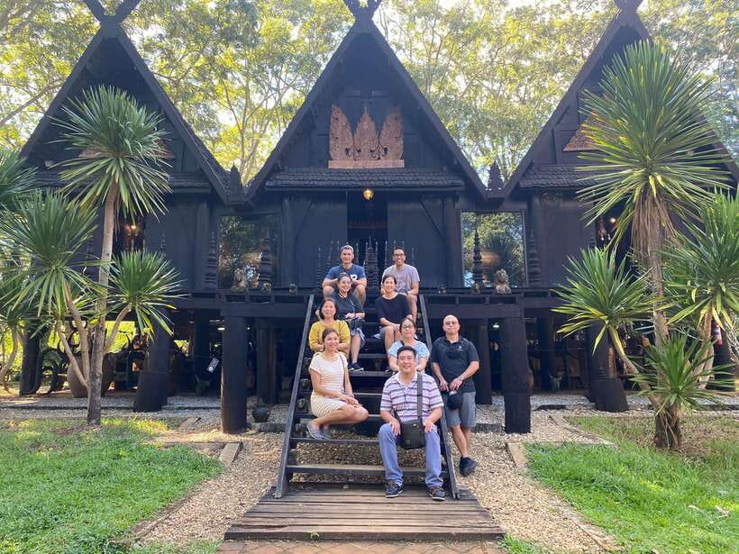 Chiang Rai: City Highlights One-Day Tour with Thai Lunch - Tea farm views to Golden Triangle stops