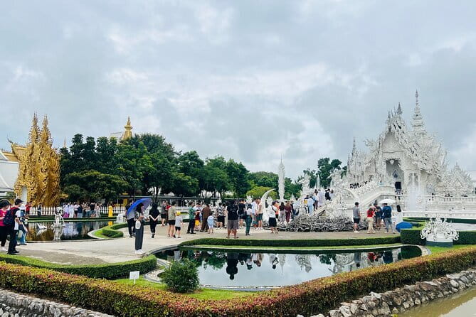 Chiang Rai: Discover 7 Must-See Spots & Lunch Buffet - Planning Your Day in Chiang Rai (Pickup, Timing, and Van Comfort)