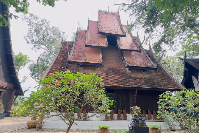 Chiang Rai: Discover 7 Must-See Spots & Lunch Buffet - Tea Tasting at Choui Fong and the Mekong River Walk at Day’s End