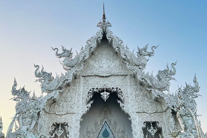 Chiang Rai: Discover 7 Must-See Spots & Lunch Buffet - Wat Rong Khun, the White Temple, and Why It Works So Well on a First Day