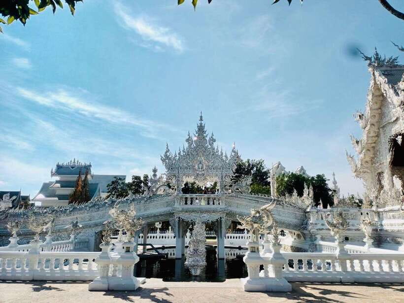 Chiang Rai: Excursion White, Blue,Red Temples & Lalitta Café - Lalitta Café: Forest-Themed Break With Real Atmosphere