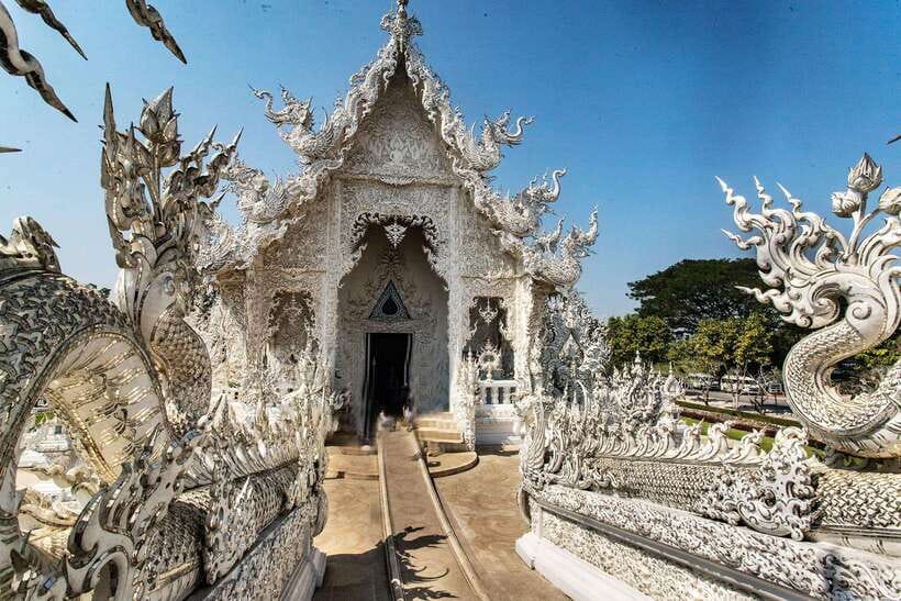 Chiang Rai: Half Day Tour – 3 Famous Temples & Lalita Cafe’ - Timing, heat, and what to bring for a smooth half-day