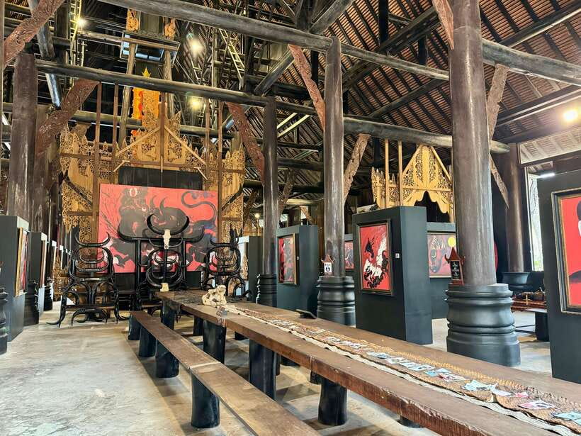 Chiang Rai: Iconic Temples & 7 Major Sites—River View Buffet - Baan Dam (Black House), old Lanna-style homes plus modern art